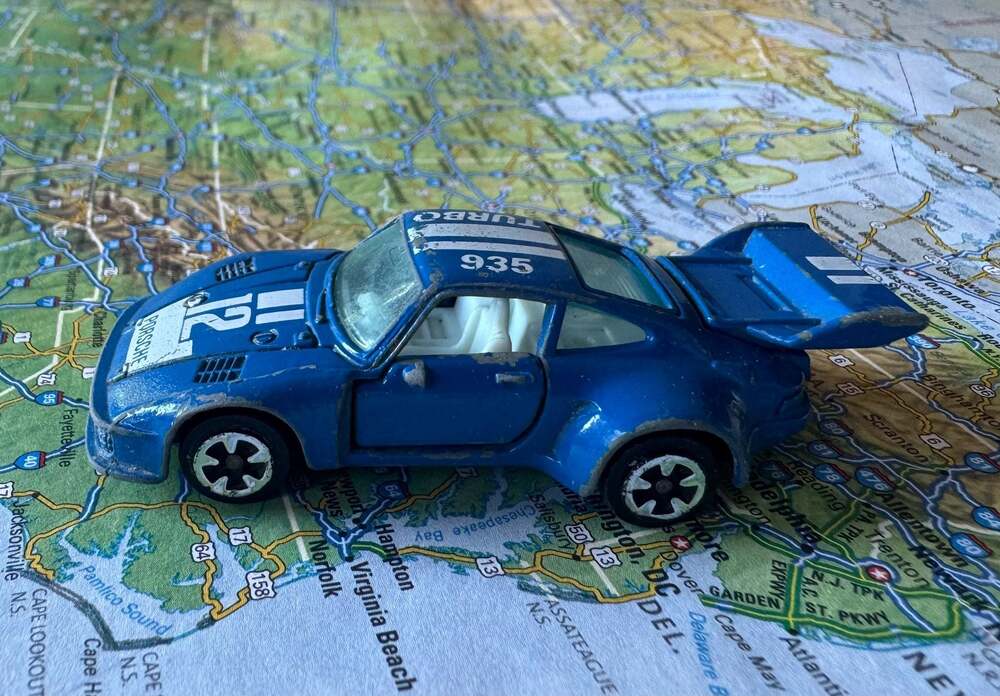 VINTAGE 1981 Kidco Porsche 935 Blue White Turbo Diecast Racing Car